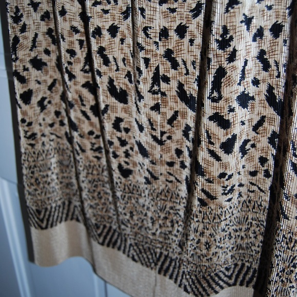 Vintage Animal Print pleated skirt - Picture 2 of 4